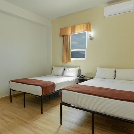Hotel Plaza Del Arco Express مونتيري المظهر الخارجي الصورة