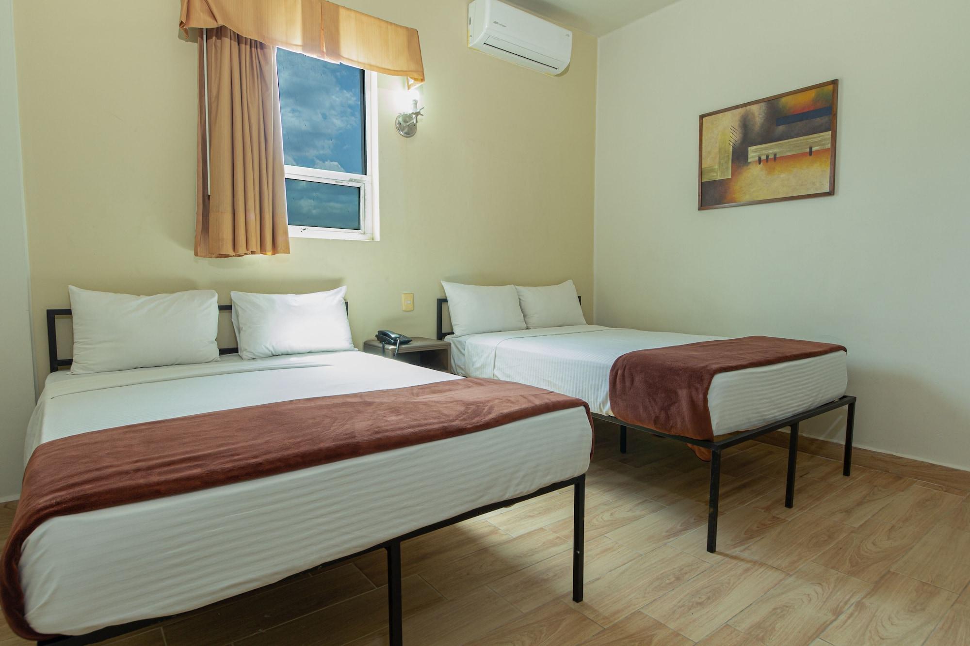 Hotel Plaza Del Arco Express مونتيري المظهر الخارجي الصورة