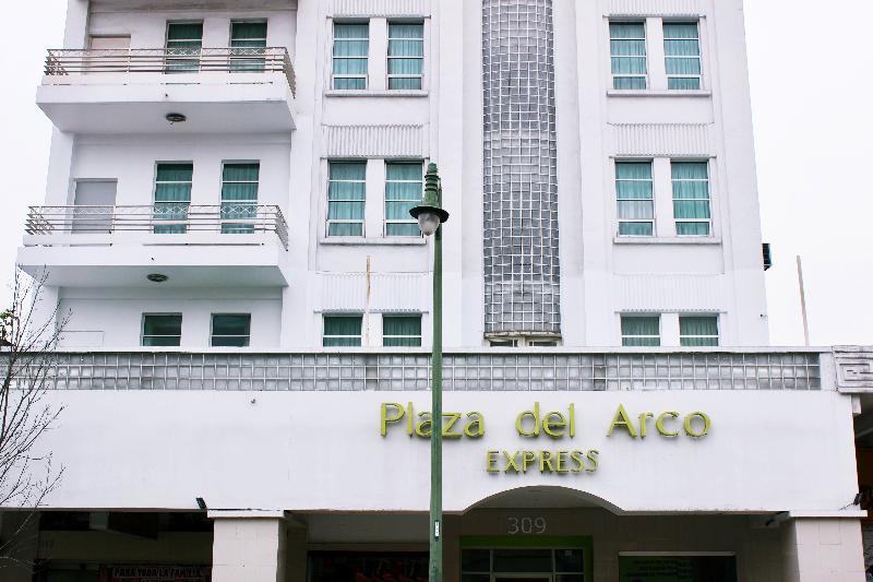 Hotel Plaza Del Arco Express مونتيري المظهر الخارجي الصورة